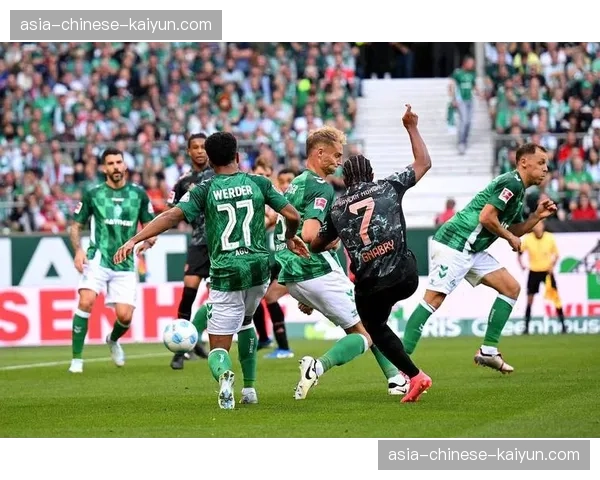 巴萨2025-26赛季营收预计突破12亿欧元，创俱乐部历史新高